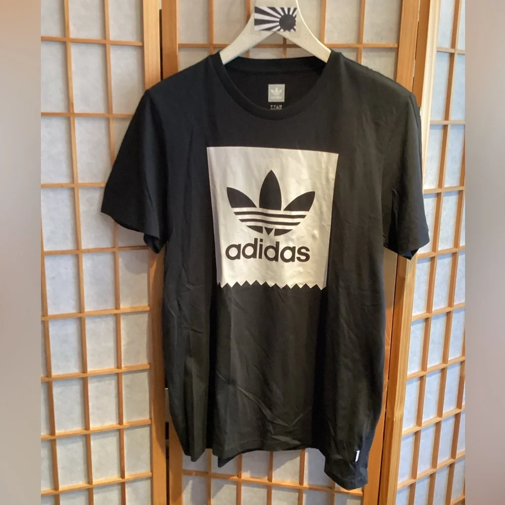 Adidas Skateboarding Solid Blackbird Logo T-Shirt CW2339 Men's Size Large